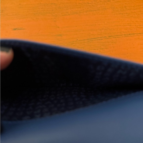 Kate Spade Cyndy Royal Blue Scalloped Continental Wallet EUC - Picture 7 of 10